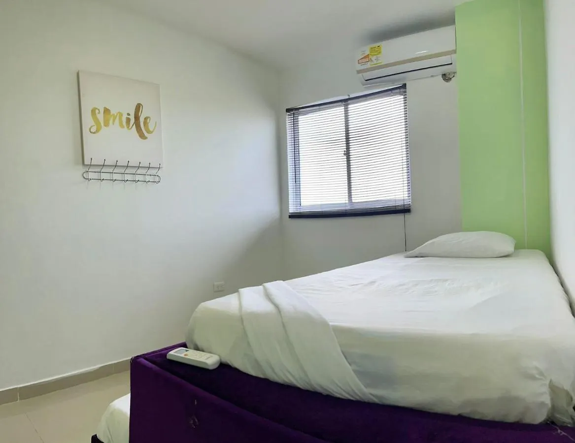 Apartamento 405 contacts