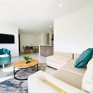 https://hermosa-vista-sector-el-poblado.colombiamedellinhotels.com